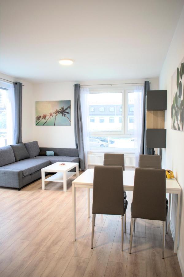 Brand New Apartment By Hockey Stadium บราติสลาวา ภายนอก รูปภาพ